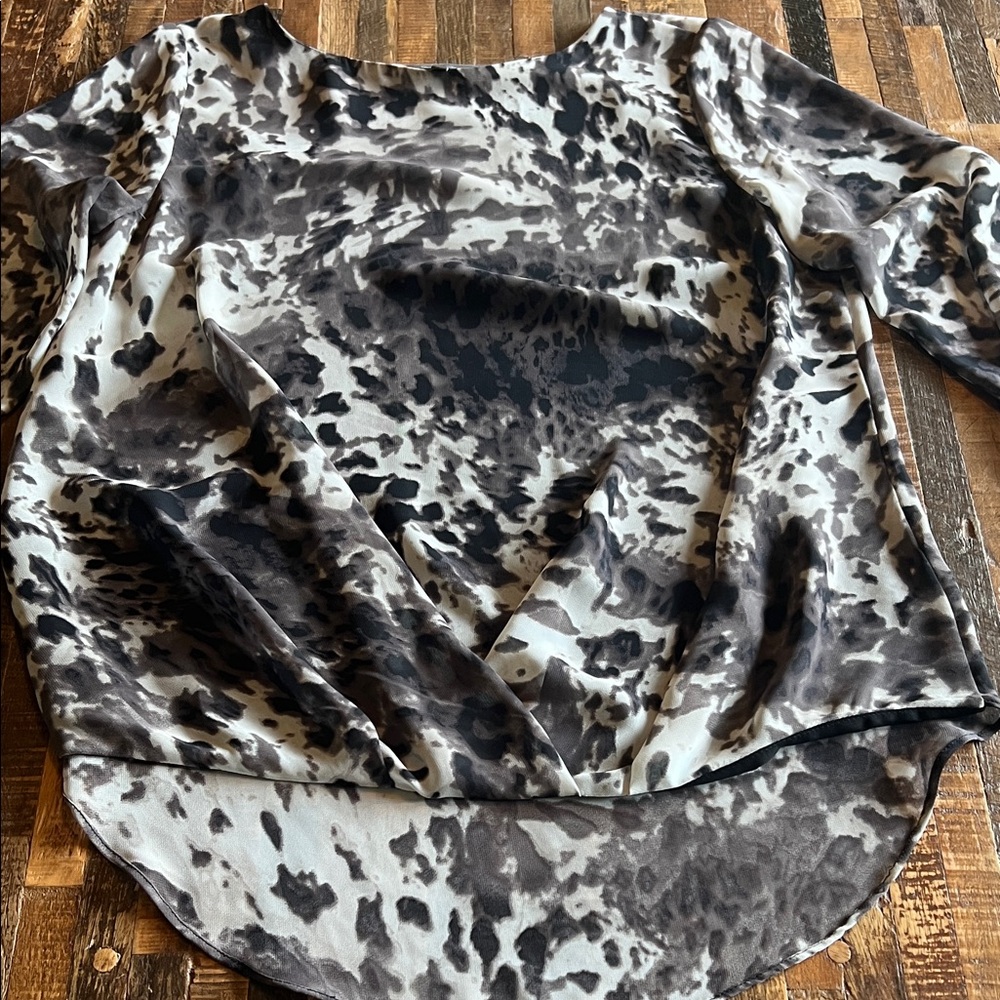 Vince Camuto Black and White Abstract Blouse
